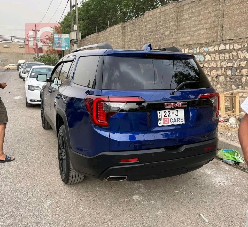 GMC Acadia